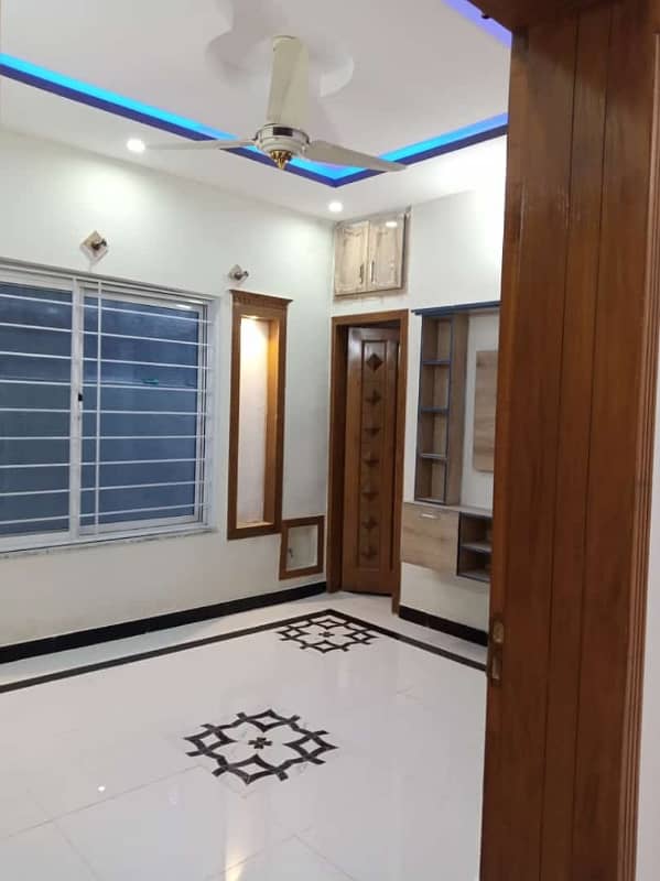 5 MARLA BRAND NEW HOUSE FOR SALE G-13/1 ISLAMABAD ALL FACILITY AVB 16