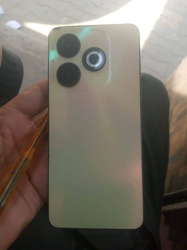 infinix  smart8 0