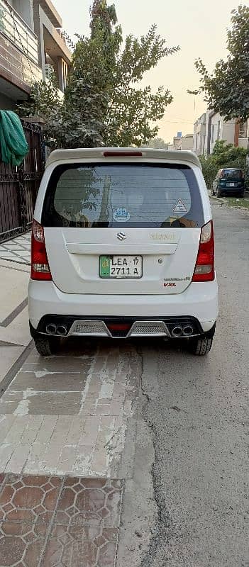 Suzuki Wagon R 2017 1