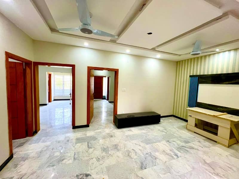 8 MARLA BRAND NEW HOUSE FOR SALE MULTI F-17 ISLAMABAD ALL FACILITY AVB 3