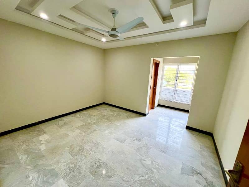 8 MARLA BRAND NEW HOUSE FOR SALE MULTI F-17 ISLAMABAD ALL FACILITY AVB 15