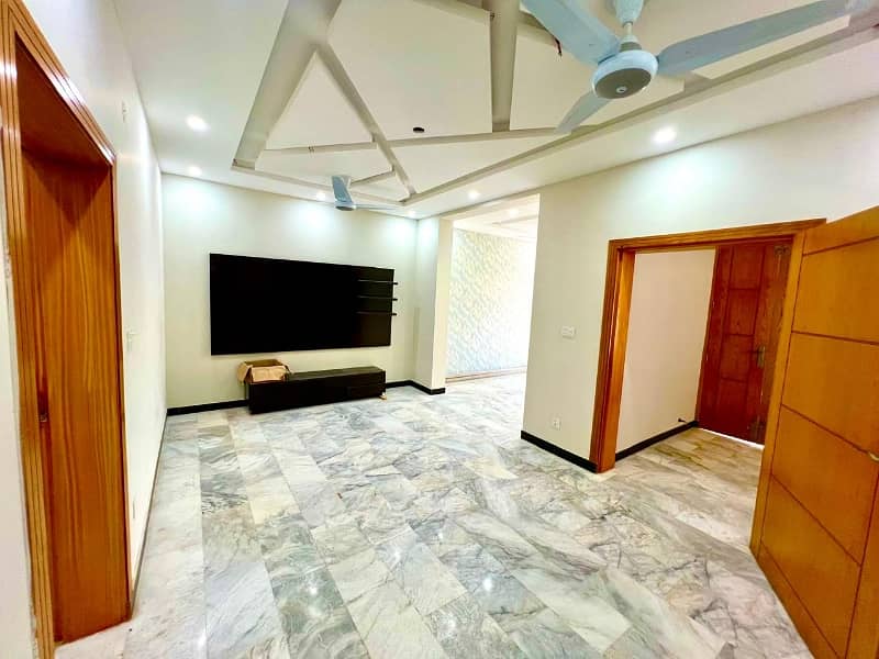 8 MARLA BRAND NEW HOUSE FOR SALE MULTI F-17 ISLAMABAD ALL FACILITY AVB 25