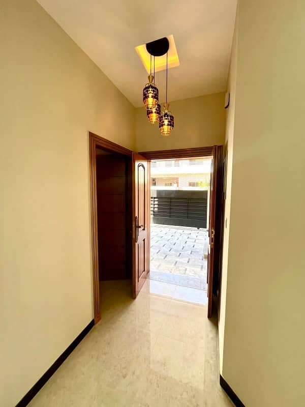 8 MARLA LUXURY BRAND NEW HOUSE FOR SALE FAISAL TOWN A BLOCK F-18 ISB 15