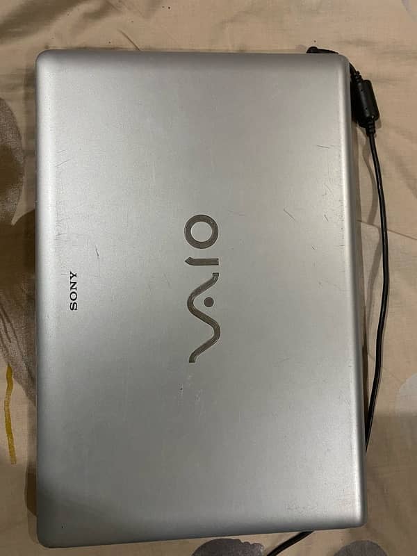 Sony vivo laptop in good condition for sale 4