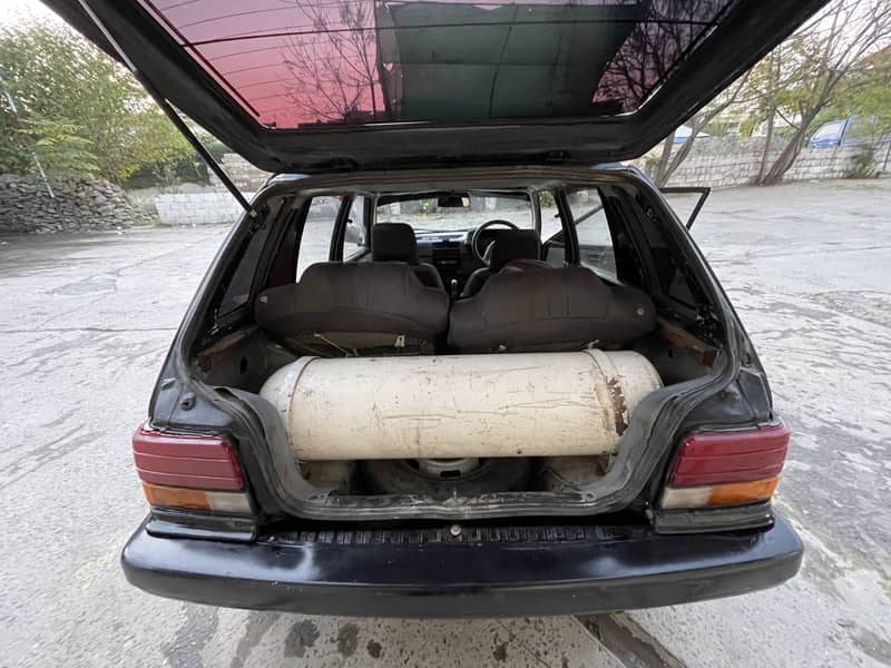 Suzuki Khyber 1991 economical family used car 10