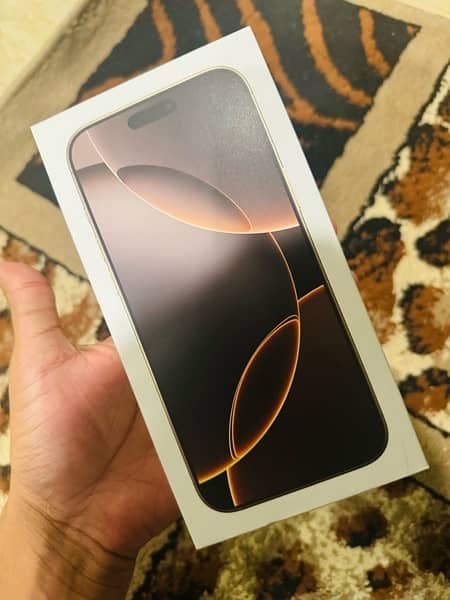 iPhone 16 Pro Max 256GB Desert Titanium USA 0