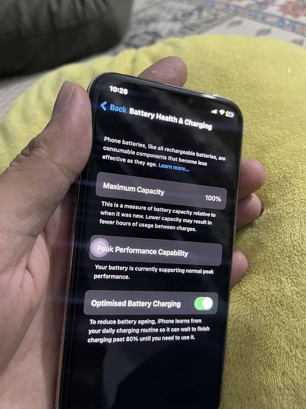 iPhone x 256gb pta approve 4