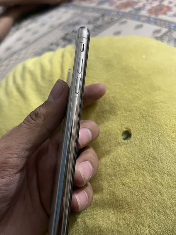 iPhone x 256gb pta approve 7