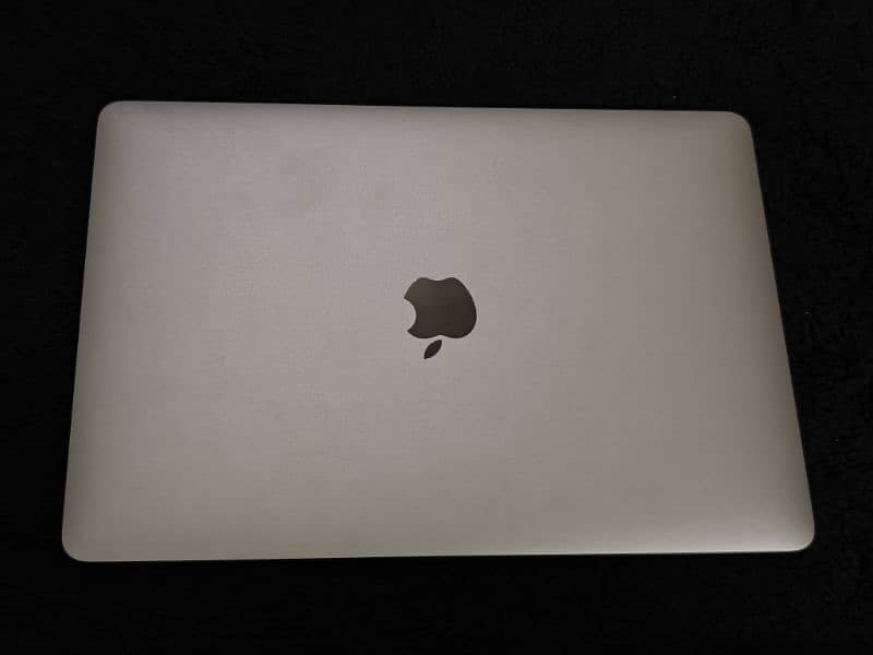 Macbook Pro M2 8/512 Silver Just like new 0