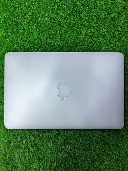 MacBook Air 2011/ laptop/ gaming 1