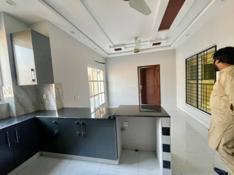 1 Bed First Entry Brand New Apartment Available for Rent in LDA Avenue 4