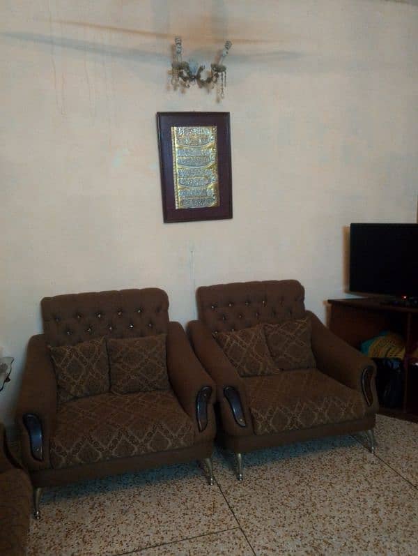 5 seater Sofa For Sale 2