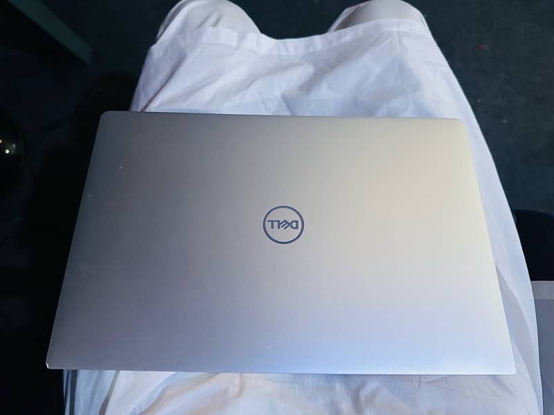 Dell XPS 13’ 9380 i7 8th Gen -8Gb RAM 512Gb NVMe USA IMPORTED 3