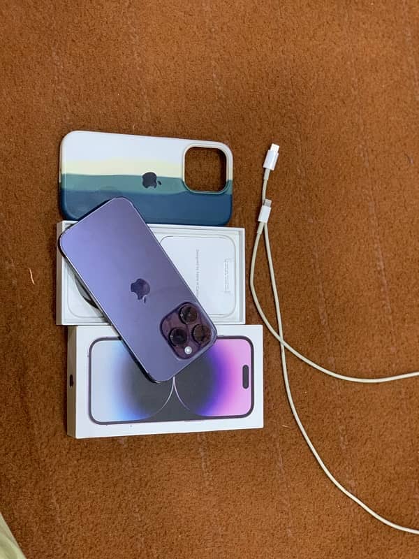 iphone 14 pro deep purple 128 gb with box and cable 1