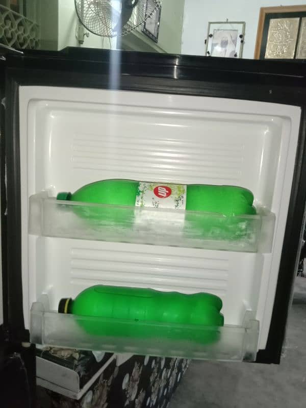 PEL REFRIGERATOR URGENT SALE 6