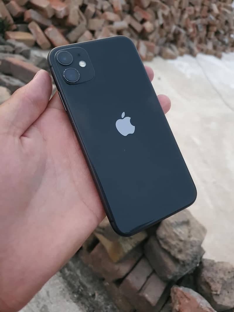 NON PTA iPhone 11 64GB With Box 0