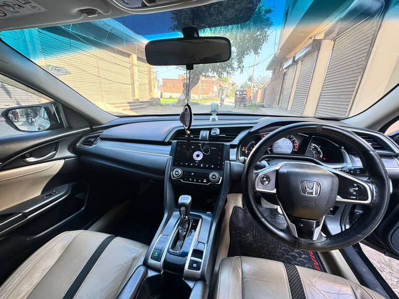 Honda Civic Oriel 1.8 i-VTEC CVT 2019 2