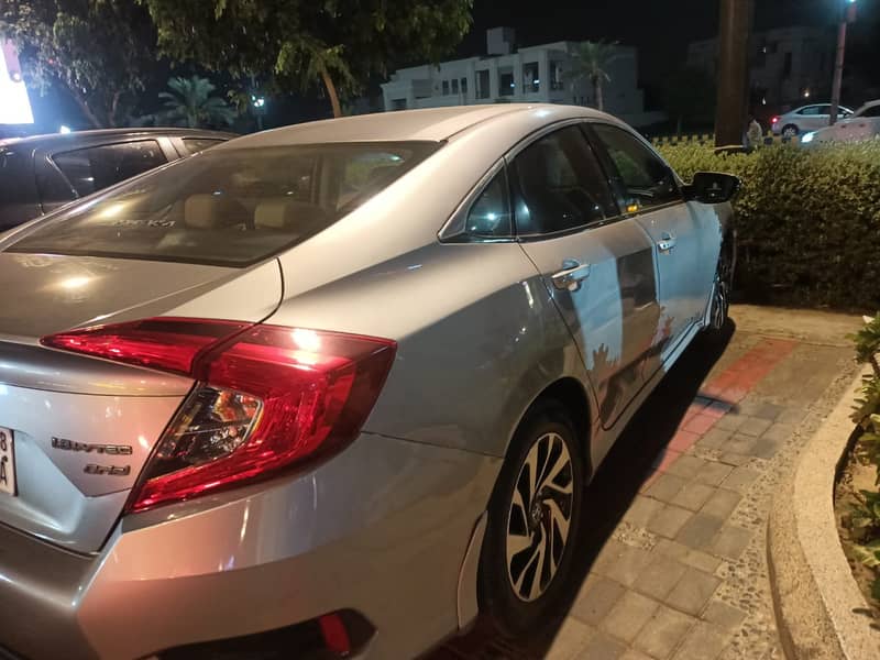 Honda Civic Oriel Prosmetic Model 2018(Red Meter)Automatic 5