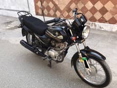 YBR 125 5 stock contact 03229762570