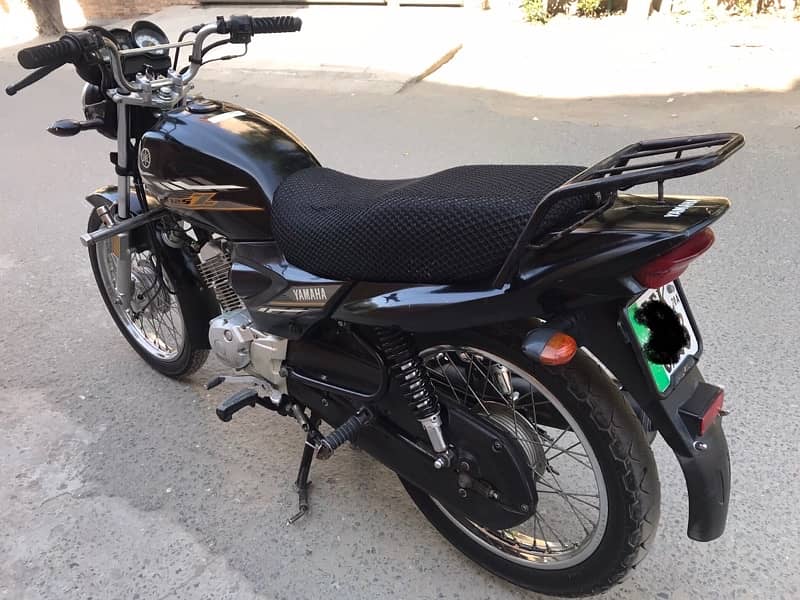 YBR 125 5 stock contact 03229762570 2