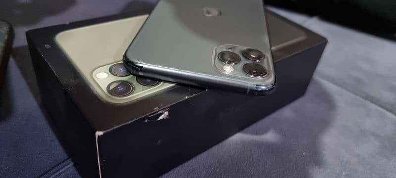 iphone 11 pro max pta approved 4