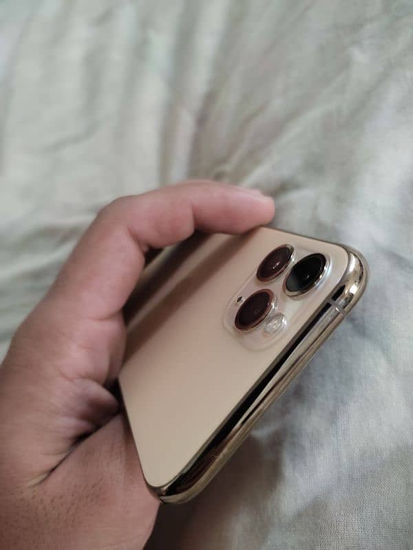 IPHONE 11 PRO 256GB (NON-PTA) 1