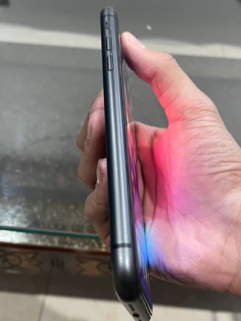 Iphone 11 64 gb (JV) Black colour 2