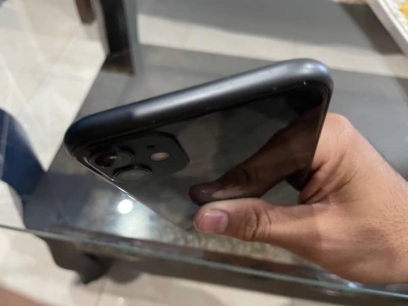 Iphone 11 64 gb (JV) Black colour 3