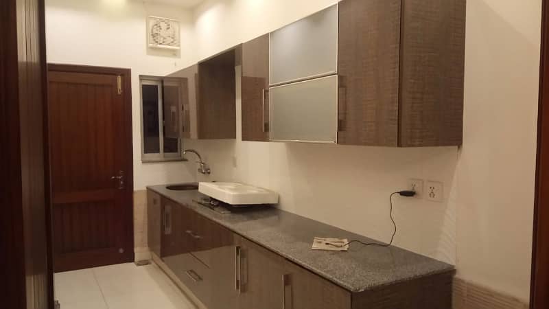 7 Marla Slightly Use 3ripal Unit Modern Design Most Luxurious Bungalow For Sale In Khuda Baksh Colony New Airport Road Lhr 26