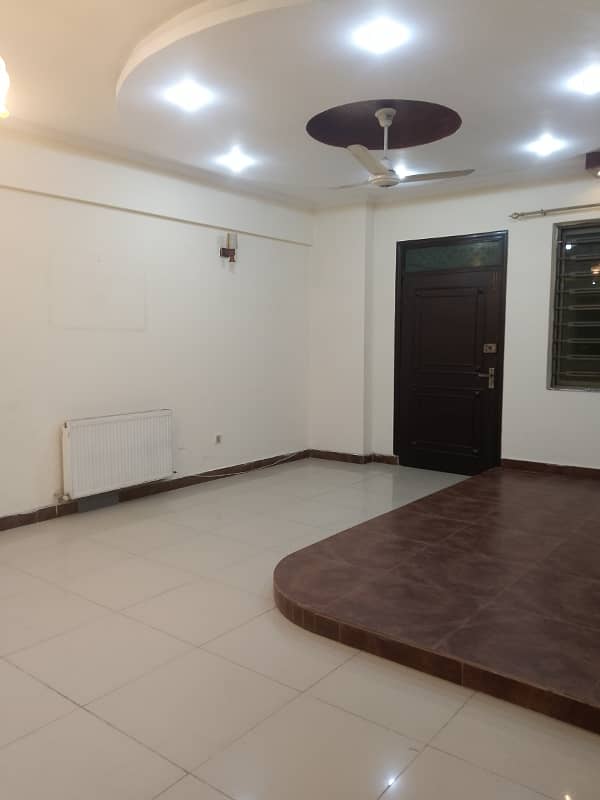 Apartment For Rent 3bedroom with attached bathroom TV lounge kitchen 1