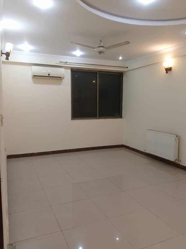 Apartment For Rent 3bedroom with attached bathroom TV lounge kitchen 3