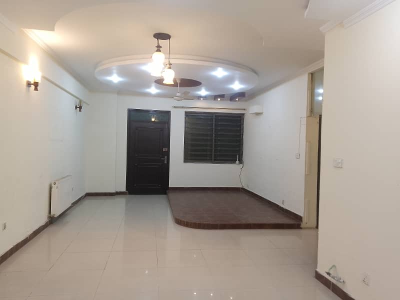 Apartment For Rent 3bedroom with attached bathroom TV lounge kitchen 6