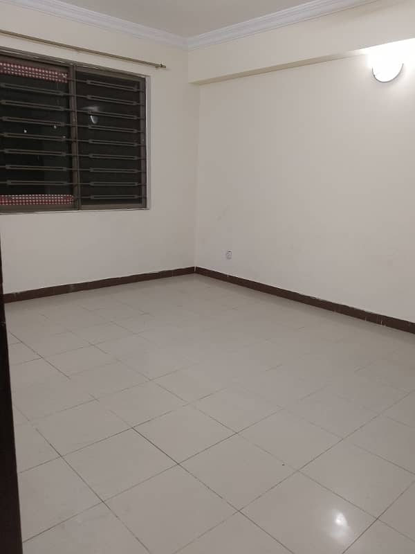 Apartment For Rent 3bedroom with attached bathroom TV lounge kitchen 12