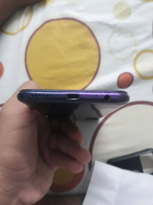 Tecno Camon 15 4/128 4