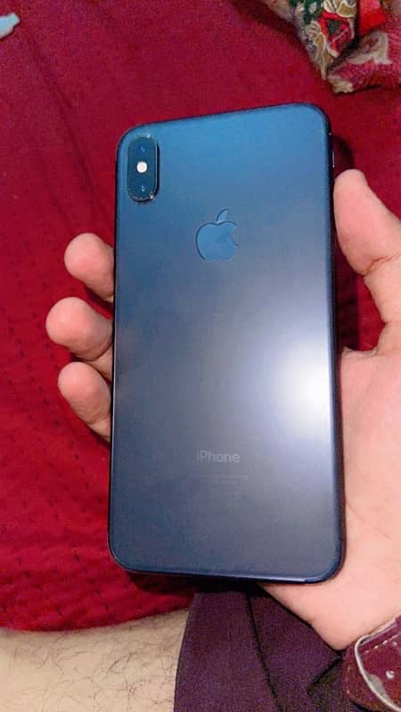 Iphone xsmax 256gb black clr approved with box 4