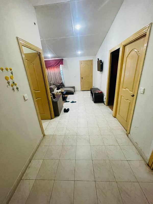 Awmi villa 2 5 marla fully furnished Senegal story house available for rent 6