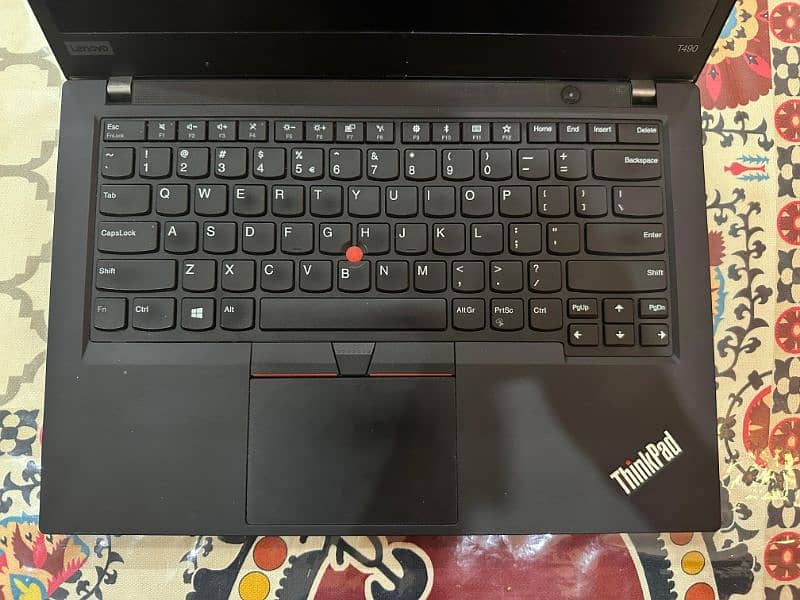 Lenovo ThinkPad T490 2