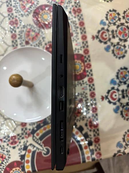 Lenovo ThinkPad T490 5