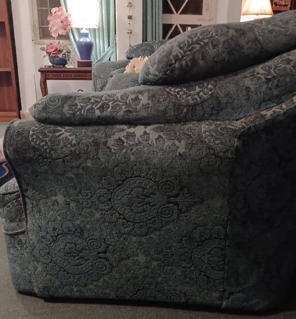 2 single seater sofas for sale 2