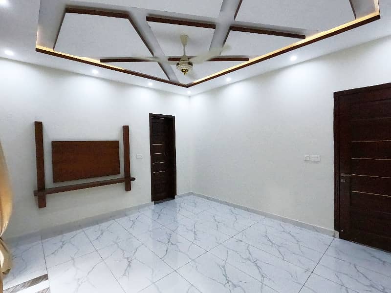 In PGECHS Phase 2 - Block E 1 Kanal House For sale 29