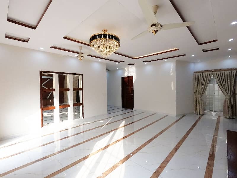 In PGECHS Phase 2 - Block E 1 Kanal House For sale 34