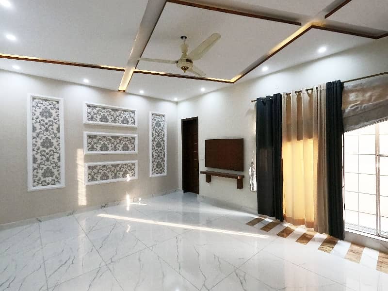 In PGECHS Phase 2 - Block E 1 Kanal House For sale 35