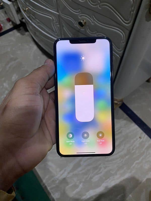 I Phone 11 Pro Max 256GB factory unlock Non PTA All okay 5