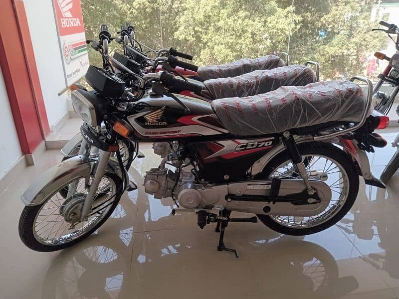 New Honda CD 70cc Unregistered - Zero Meter 1