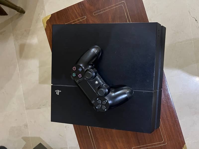 Well-Maintained PS4 for Sale - Great Condition, Ready to Play! 6