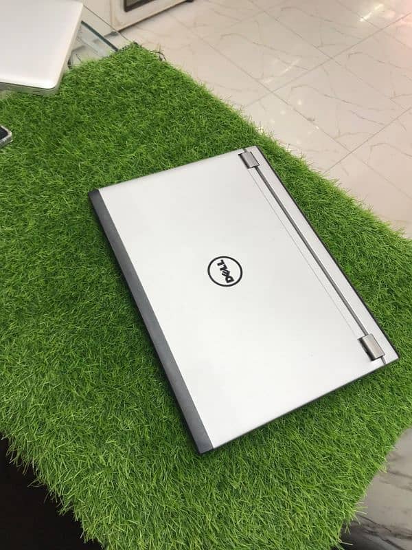 Dell Latitude 3