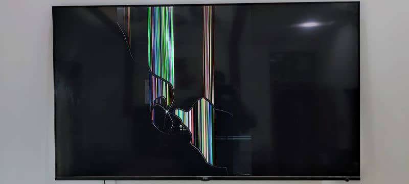 TCL 4k UHD 55 inch Damaged Panel TV for sale 1