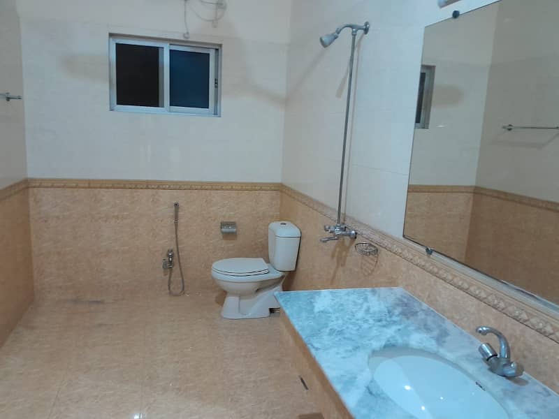 1 Kanal Upper Portion Available For Rent In DHA Phase 5 Block-A 9