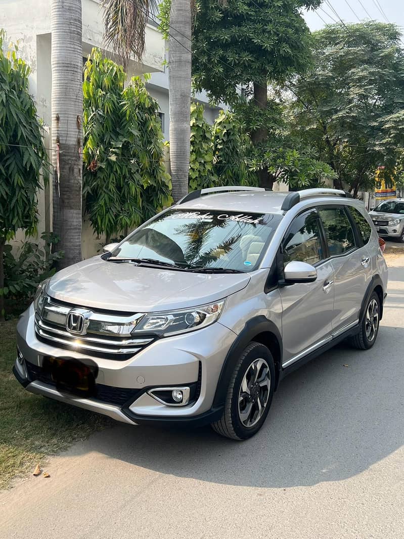 Honda BR-V 2020 Top variant 4