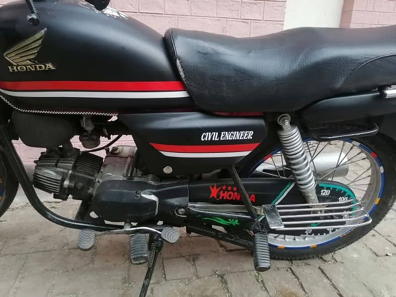 Honda cd 100 pridor 3